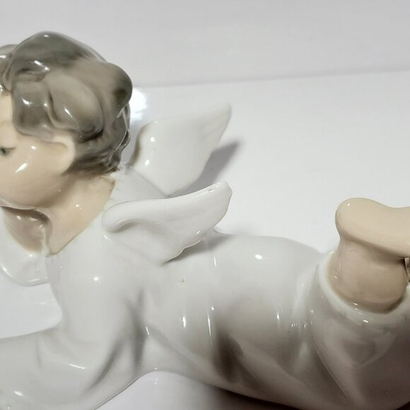 Lladró Angel Child Figurine – Small 5.5” - Picture 13 of 13